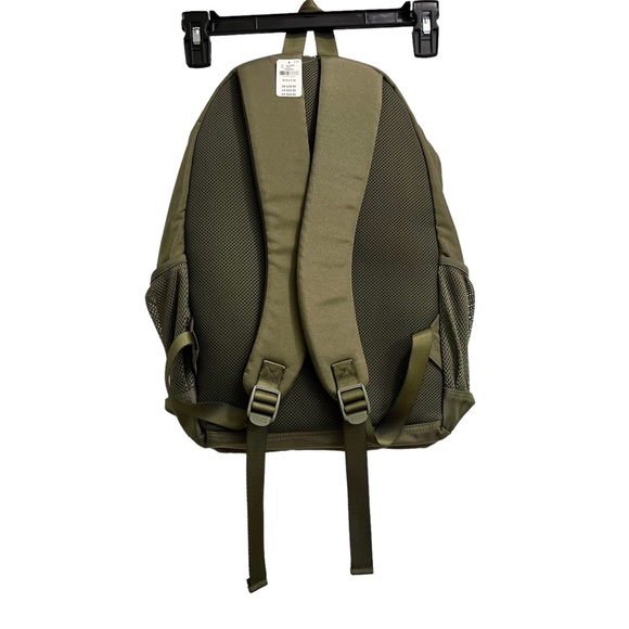 Brand new PINK backpack. - Picture 3 of 4